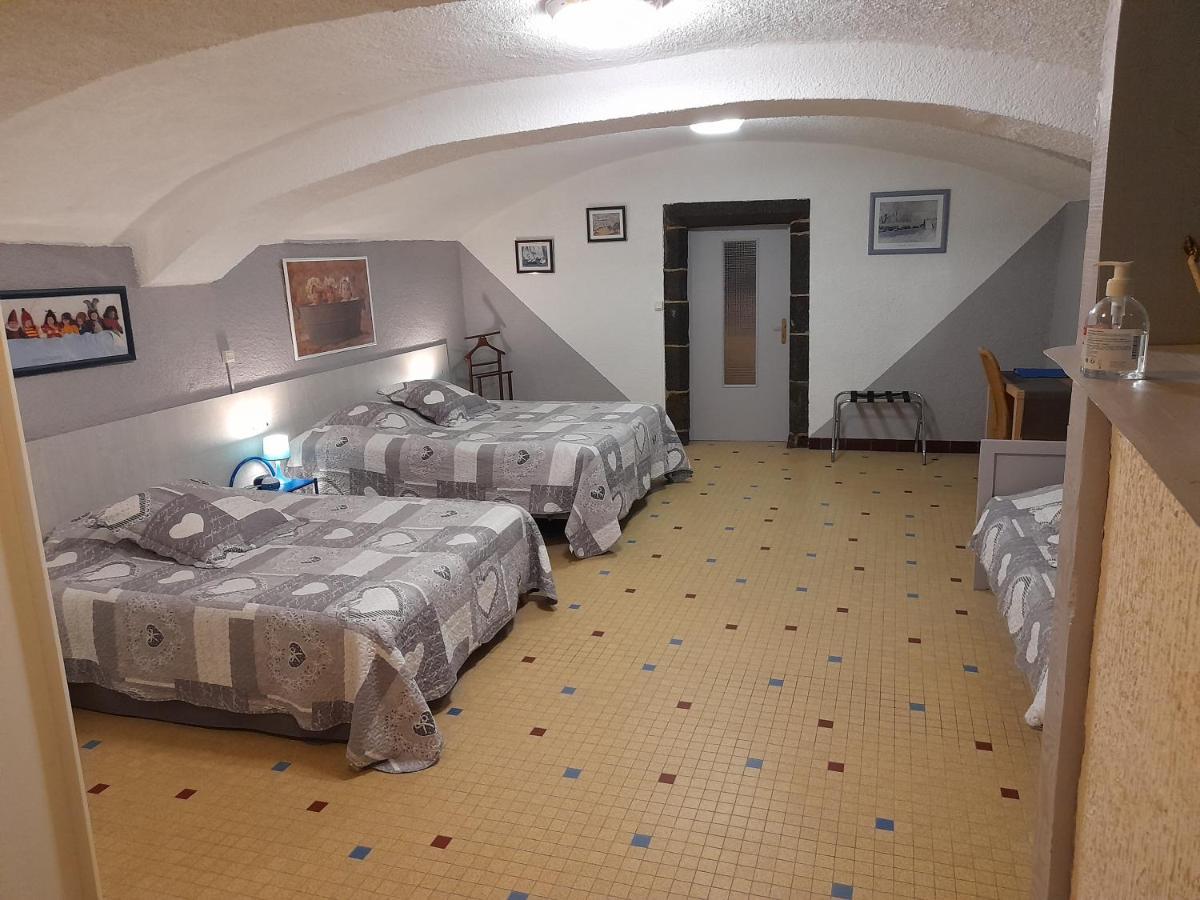 Leclosdipontine L'Ecole Des Demoiselles Pontgibaud Exteriér fotografie