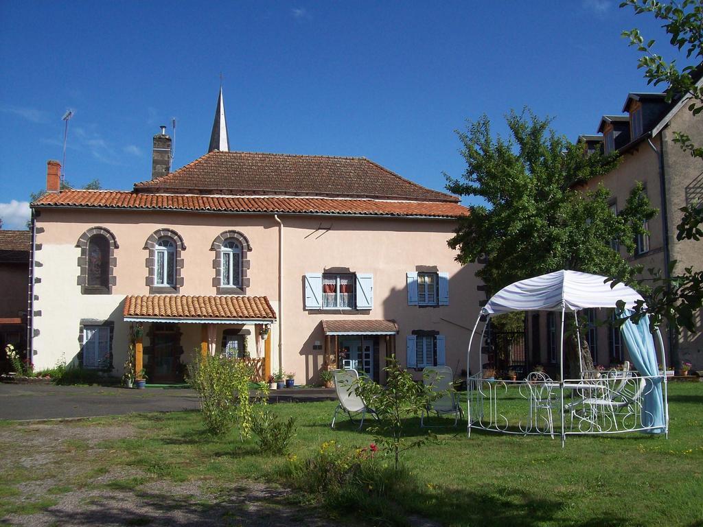 Leclosdipontine L'Ecole Des Demoiselles Pontgibaud Exteriér fotografie
