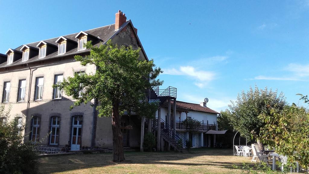 Leclosdipontine L'Ecole Des Demoiselles Pontgibaud Exteriér fotografie