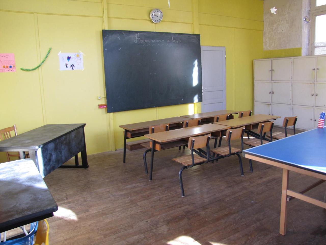 Leclosdipontine L'Ecole Des Demoiselles Pontgibaud Exteriér fotografie